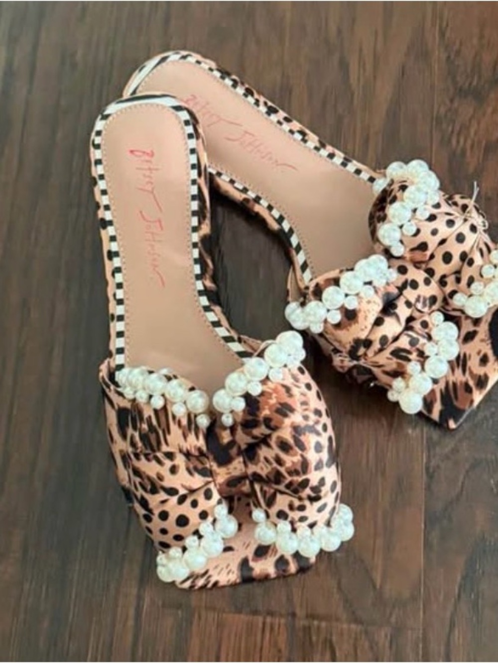 Betsey Johnson Leopard Print Bow Slides with Pearl Trim - Tan Black - Picture 3 of 4